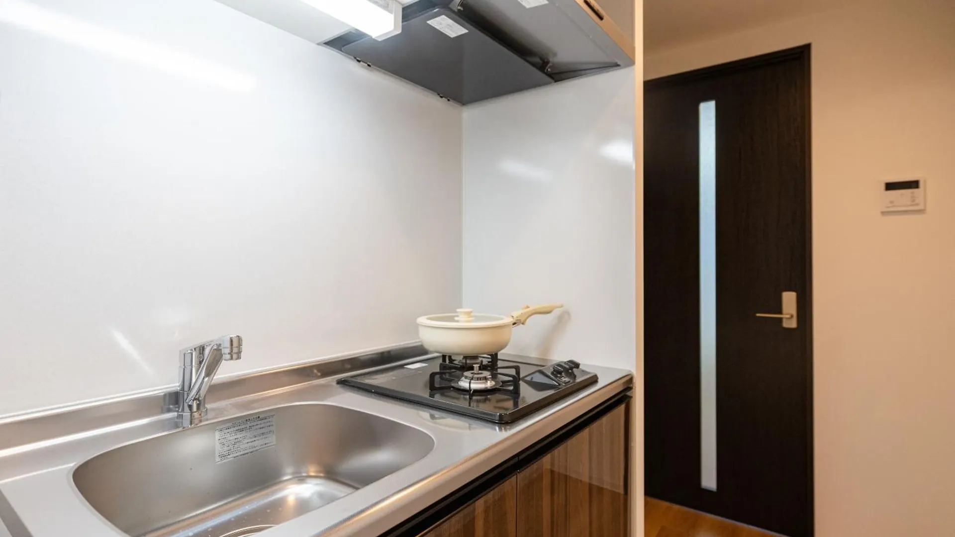 Apartment Hotel The World Omori Tokyo Japan